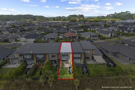 Photo of property in 3/46 Jane Maree Road, Kumeu, 0810