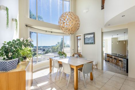 Photo of property in 5 Poaka Place, Taradale, Napier, 4112