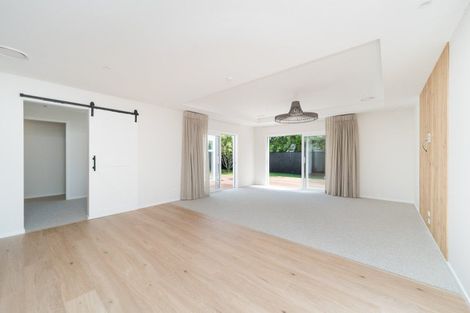 Photo of property in 42c Batt Street, West End, Palmerston North, 4410