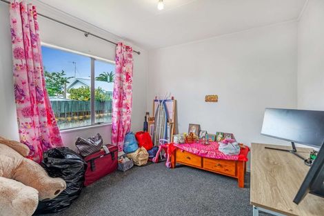 Photo of property in 14 Guy Avenue, Levin, 5510