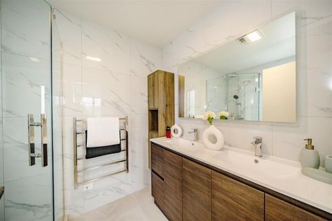 Photo of property in 11b Arimu Road, Papakura, 2110