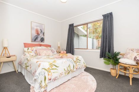 Photo of property in 18 Callard Place, Riverlea, Hamilton, 3216