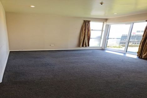 Photo of property in 2/72 Springs Road, Hornby, Christchurch, 8042