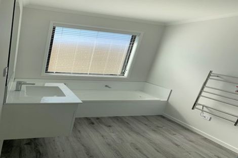 Photo of property in 29 Whakaturou Crescent, Pyes Pa, Tauranga, 3112