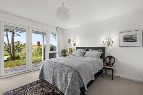 Photo of property in 6 Finnis Lane, Hospital Hill, Napier, 4110