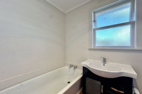 Photo of property in 15 Maher Street, Elderslea, Upper Hutt, 5018