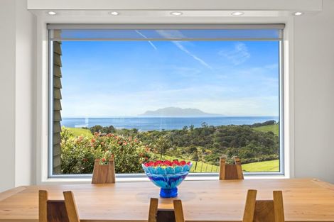 Photo of property in 28 Matheson Bush Road, Leigh, 0985