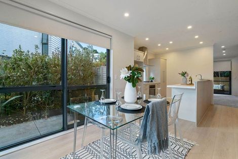 Photo of property in 55 Matairangi Avenue, Totara Heights, Auckland, 2105