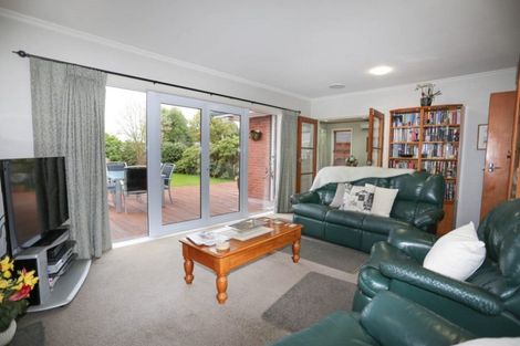 Photo of property in 7 Greers Road, Ilam, Christchurch, 8041