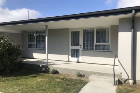 Photo of property in 2/145 Grahams Road, Burnside, Christchurch, 8053