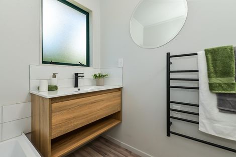 Photo of property in 94 Dixon Road, Glenview, Hamilton, 3206