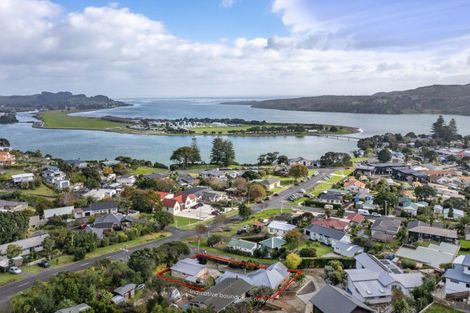 Photo of property in 24 Stewart Street, Raglan, 3225