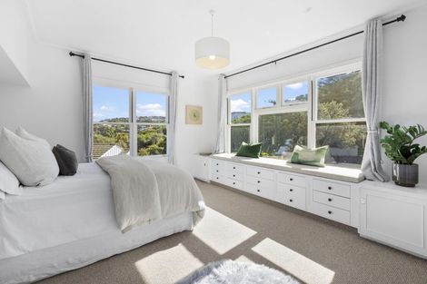 Photo of property in 4 Ashleigh Crescent, Miramar, Wellington, 6022