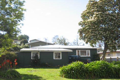 Photo of property in 14 Church Street, Waipawa, 4210