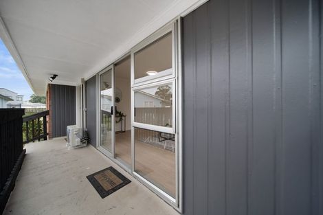 Photo of property in 15 Penderford Place, Mangere East, Auckland, 2024