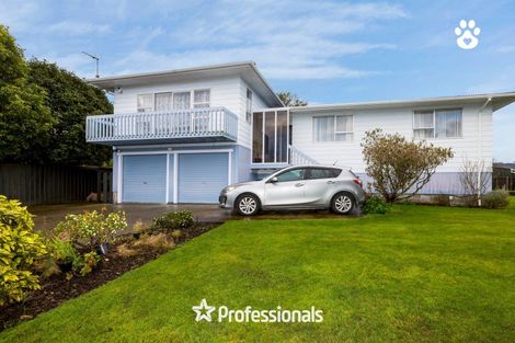Photo of property in 19 Haylock Grove, Totara Park, Upper Hutt, 5018