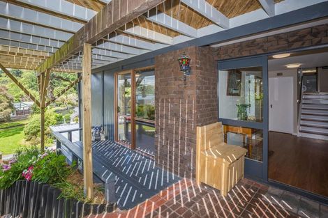 Photo of property in 2 Mizzen Place, Whitby, Porirua, 5024