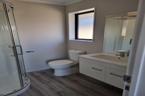 Photo of property in 2 Cabbage Close, Halswell, Christchurch, 8025