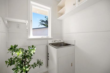 Photo of property in 15 Sheridan Street, Silverdale, Hamilton, 3216