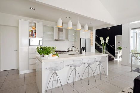 Photo of property in 87 Princes Street, Northcote Point, Auckland, 0627