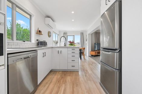 Photo of property in 33 Heath Street, St Andrews, Hamilton, 3200