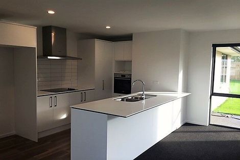 Photo of property in 21 Minerva Crescent, Woodend, 7610