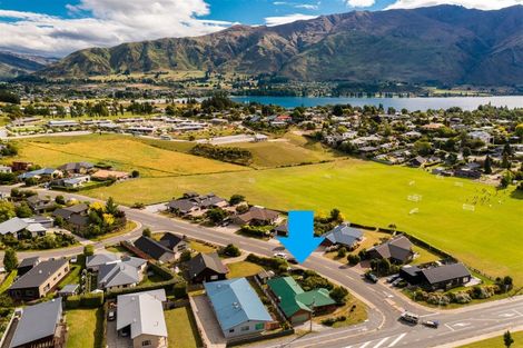 Photo of property in 125 Kings Drive, Wanaka, 9305