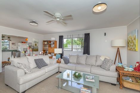Photo of property in 3 Aranui Avenue, Waitarere Beach, Levin, 5510