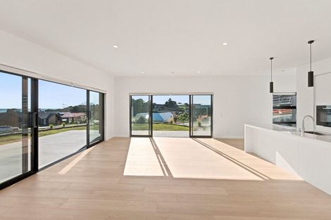 Photo of property in 13b Cunningham Lane, Kaitake, Oakura, 4374