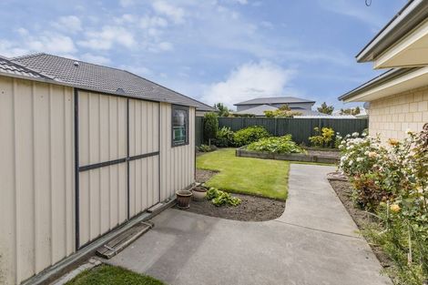 Photo of property in 55 Oakwood Drive, Rangiora, 7400