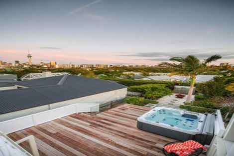 Photo of property in 41 Franklin Road, Freemans Bay, Auckland, 1011