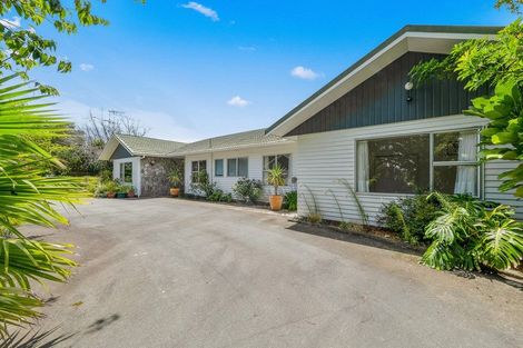 Photo of property in 307 Te Moana Road, Waikanae, 5036