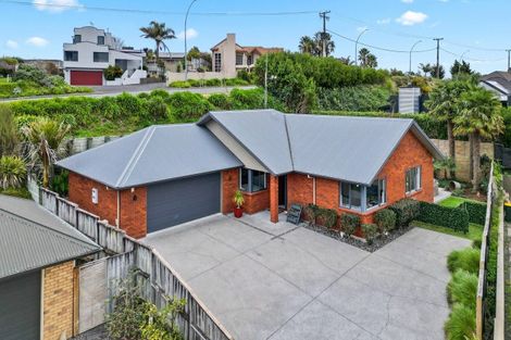 Photo of property in 5 Millennium Heights, Flagstaff, Hamilton, 3210