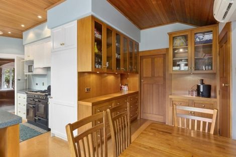 Photo of property in 5 Three Mile Hill Road, Halfway Bush, Dunedin, 9010