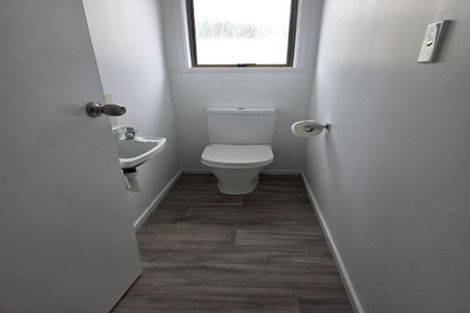 Photo of property in 10 Tamworth Close, Manurewa, Auckland, 2102