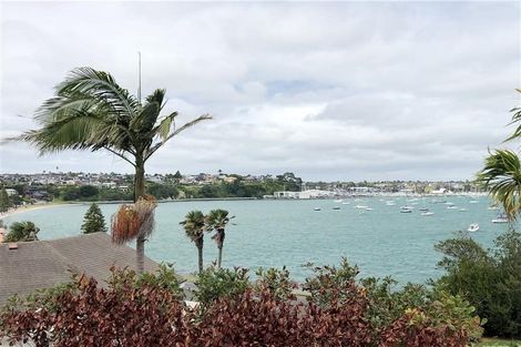 Photo of property in 8 Whitcombe Road, Bucklands Beach, Auckland, 2012