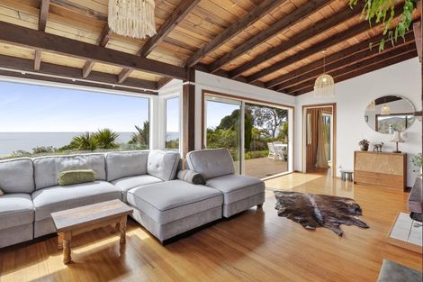 Photo of property in 5 Bydder Terrace, Patons Rock, Takaka, 7182