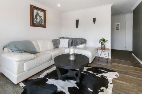 Photo of property in 134 Oriental Parade, Papamoa Beach, Papamoa, 3118