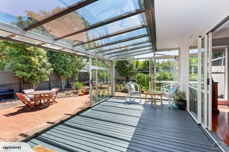 Photo of property in 8 Ensors Place, Waikuku Beach, 7402