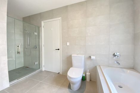 Photo of property in 22 Rauaruhe Road, Karaka, Papakura, 2113