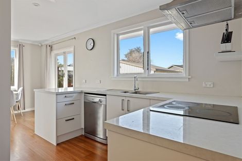 Photo of property in 56 Balrudry Street, Avonhead, Christchurch, 8042