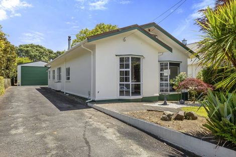 Photo of property in 14 Peace Avenue, Moturoa, New Plymouth, 4310