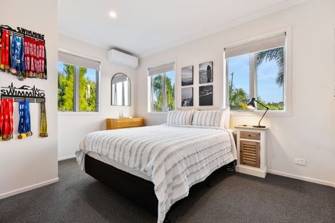 Photo of property in 6 Andre Rise, Stanmore Bay, Whangaparaoa, 0932