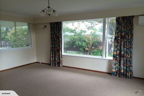 Photo of property in 2/54 Kings Crescent, Hutt Central, Lower Hutt, 5010
