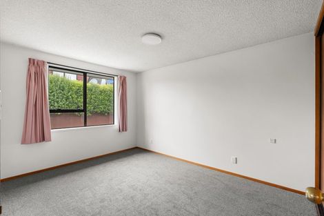 Photo of property in 1/267 Sawyers Arms Road, Bishopdale, Christchurch, 8053