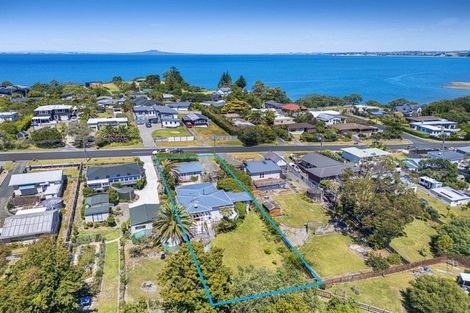 Photo of property in 14 Tiri Road, Manly, Whangaparaoa, 0930