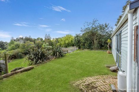 Photo of property in 45 View Road, Waiuku, 2123