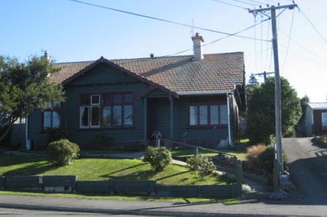 Photo of property in 32 Ure Street, South Hill, Oamaru, 9400