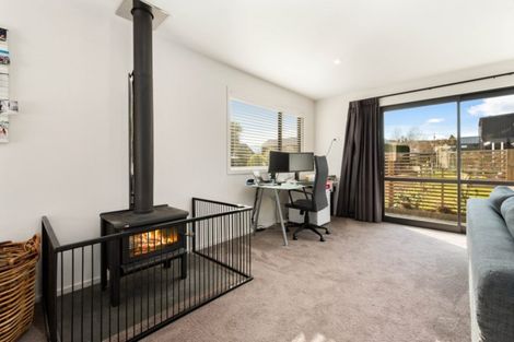 Photo of property in 11 Kapuka Lane, Wanaka, 9305