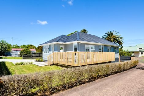 Photo of property in 16a Tapu Road, Huapai, Kumeu, 0810